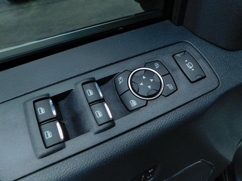 Used 2022 Ford F250 Platinum image 30