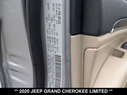 Used 2020 Jeep Grand Cherokee Limited w/ Luxury Group II AWD/4WD image 32