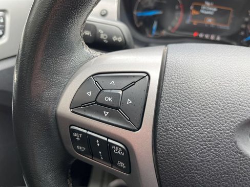 Used 2019 Ford Ranger XLT w/ Equipment Group 302A Luxury AWD/4WD image 16