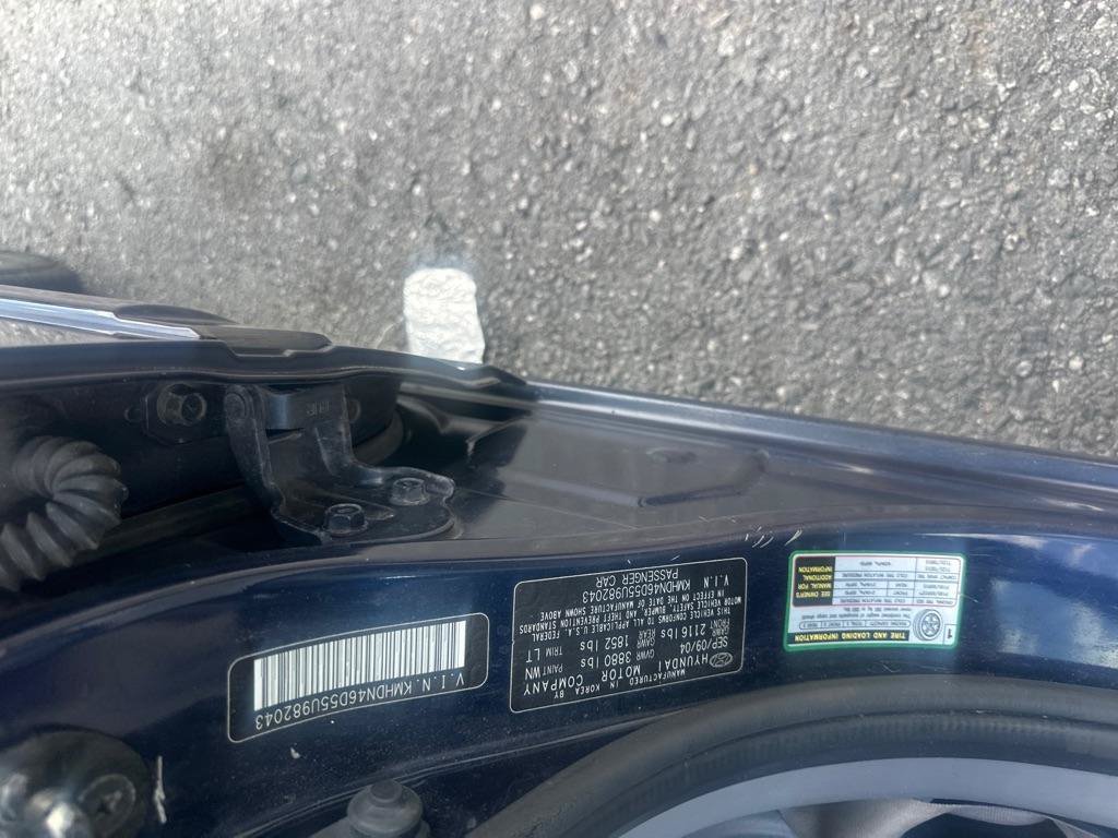 Used 2005 Hyundai Elantra GLS FWD image 34