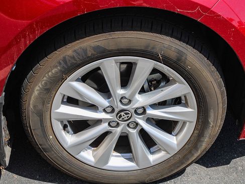 Used 2023 Toyota Corolla XLE FWD image 8