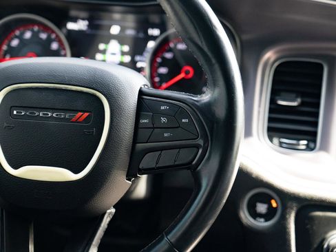 Used 2019 Dodge Charger SXT image 23