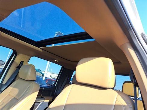 Used 2022 Ford F350 Lariat w/ Lariat Ultimate Package image 23