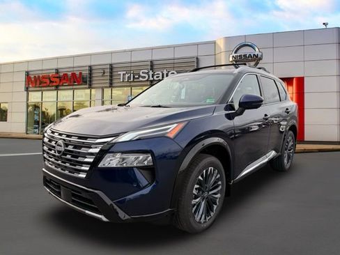 New 2026 Nissan Rogue Platinum w/ Platinum Premium Package image 2