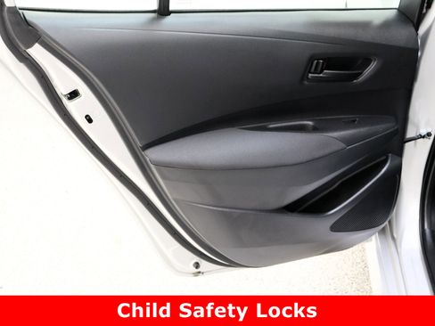 Certified 2025 Toyota Corolla LE image 23