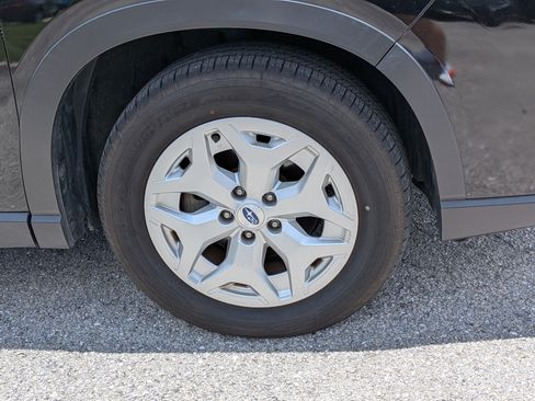 Used 2019 Subaru Forester w/ Popular Package #1 AWD/4WD image 11