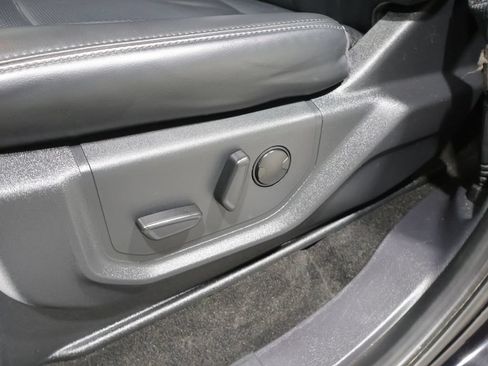 Used 2023 Ford Expedition XLT AWD/4WD image 22