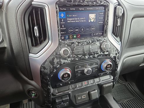 Used 2020 GMC Sierra 1500 Elevation w/ Elevation Value Package AWD/4WD image 24