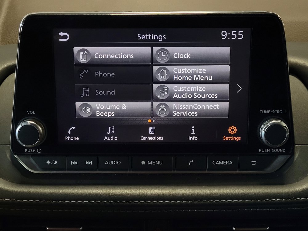 Used 2021 Nissan Rogue SV FWD image 25