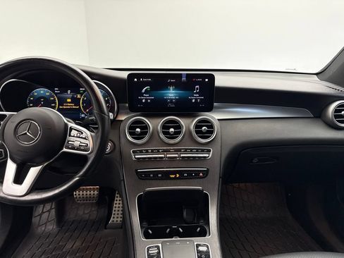 Used 2022 Mercedes-Benz GLC 300 4MATIC image 27