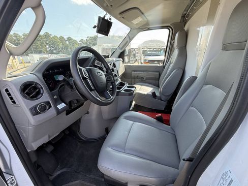 Used 2024 Ford E-350 and Econoline 350 Super Duty w/ Power Windows & Locks Group RWD image 9