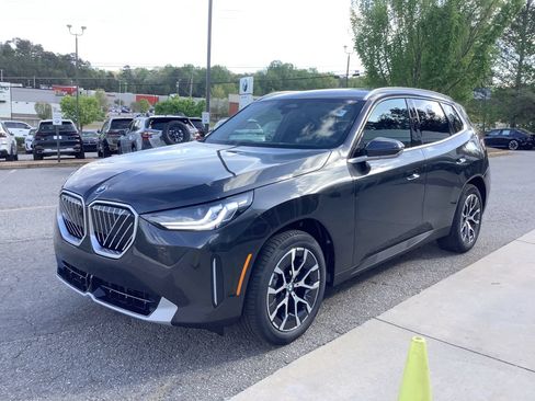 Used 2026 BMW X3 xDrive30i w/ Premium Package AWD/4WD image 4