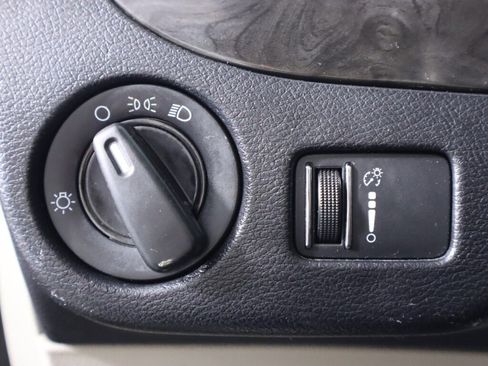 Used 2017 Dodge Grand Caravan SE FWD image 10