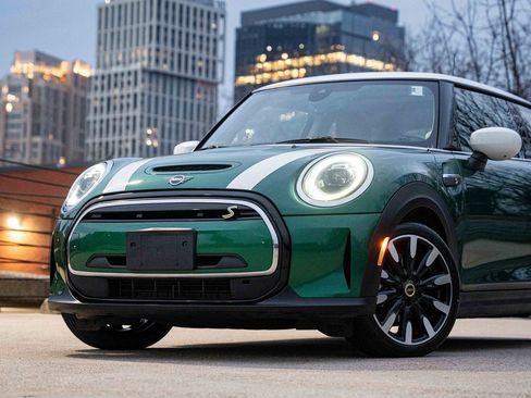 Used 2023 MINI Cooper SE image 2