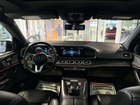 Used 2020 Mercedes-Benz GLE 350 4MATIC w/ Premium Package image 24