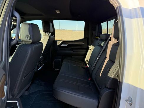Certified 2023 Chevrolet Silverado 1500 High Country w/ High Country Premium Package AWD/4WD image 23