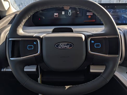 New 2026 Ford Expedition Max Active RWD image 31