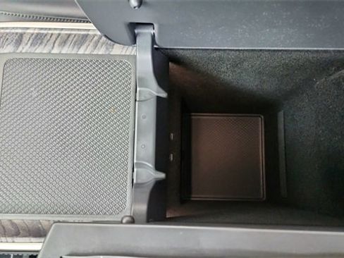 Used 2022 Rivian R1T Launch Edition image 50