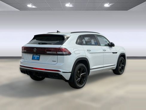 New 2026 Volkswagen Atlas Cross Sport SEL R-Line AWD/4WD image 9