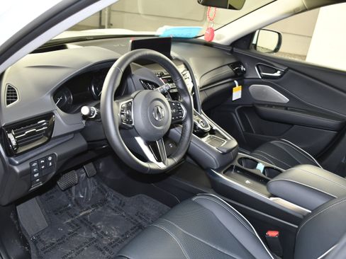 New 2026 Acura RDX SH-AWD w/ Advance Package image 2