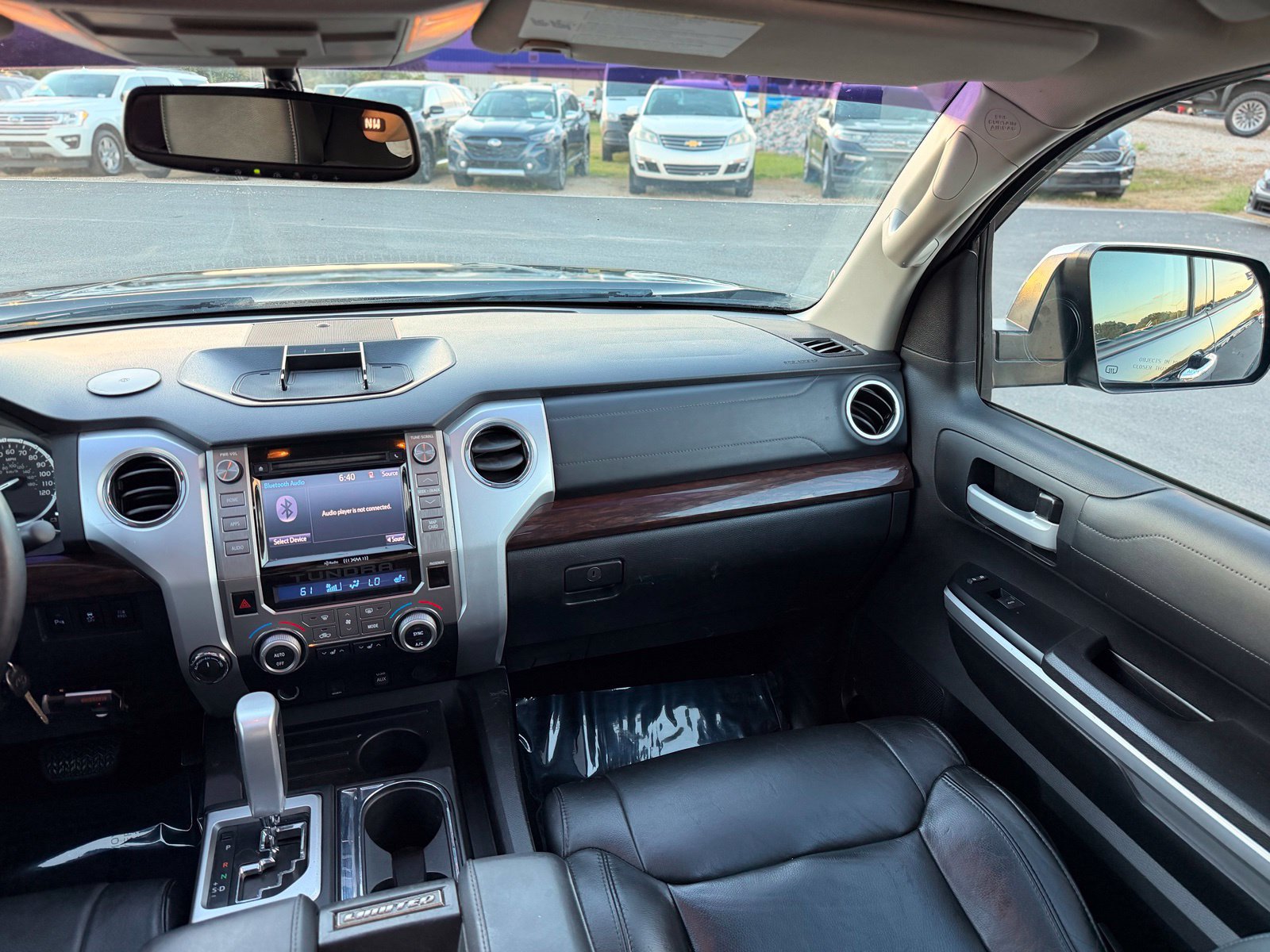 Used 2014 Toyota Tundra Limited w/ Limited Premium Package AWD/4WD image 32