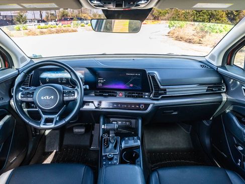 Used 2023 Kia Sportage SX image 19