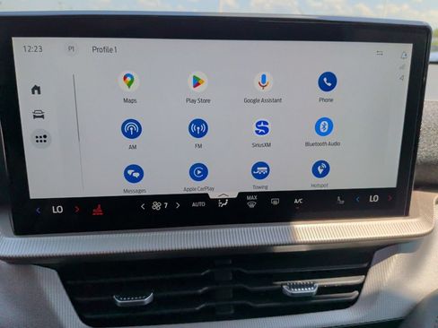 New 2026 Ford Explorer Active RWD image 26