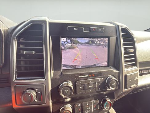 Used 2019 Ford F150 XLT w/ Equipment Group 302A Luxury RWD image 17