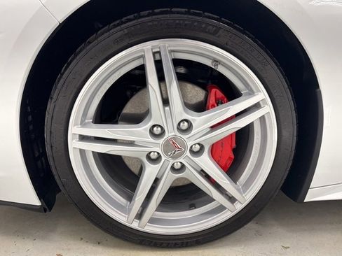 Used 2024 Chevrolet Corvette Stingray Preferred Conv w/ Stealth Interior Trim Package image 39