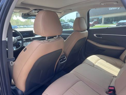Used 2025 Hyundai Sonata Limited FWD image 15
