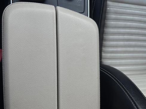 Used 2019 Mercedes-Benz GLE 43 AMG GLE 43 4MATIC Sport Utility 4D image 16