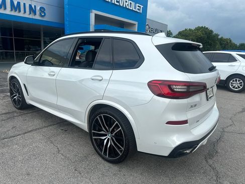 Used 2019 BMW X5 xDrive40i w/ M Sport Package AWD/4WD image 4