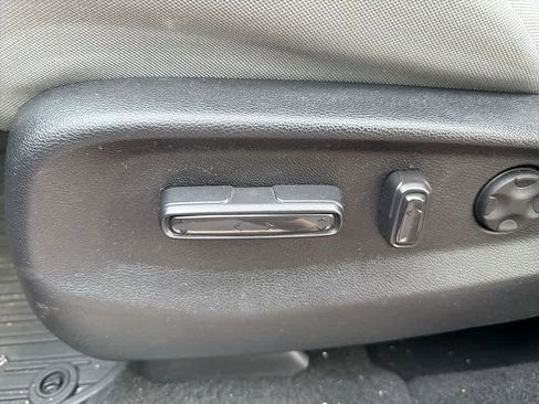 Used 2021 Honda CR-V EX image 17