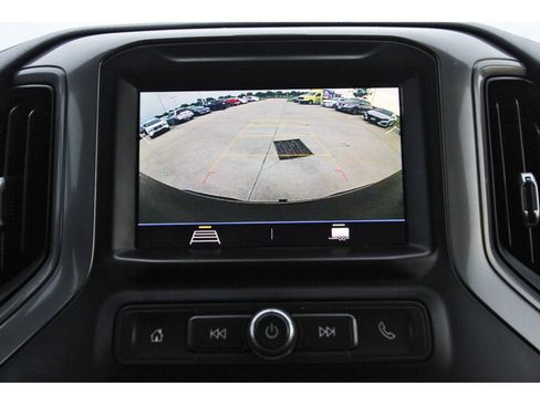 Used 2021 Chevrolet Silverado 1500 Custom AWD/4WD image 25