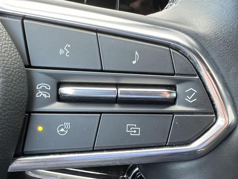 Used 2026 Chevrolet Equinox LT w/ Safety and Technology Package FWD image 27
