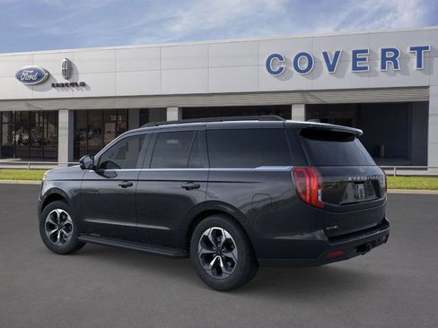 New 2026 Ford Expedition Active image 4