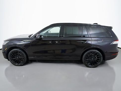 Used 2025 Lincoln Aviator Reserve w/ Jet Appearance Package image 14