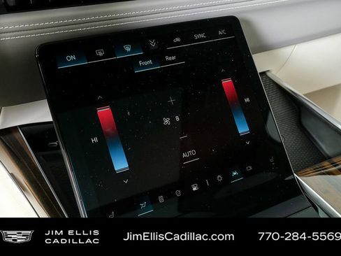 Used 2026 Cadillac Escalade Platinum Sport w/ LPO, ONYX Package image 19