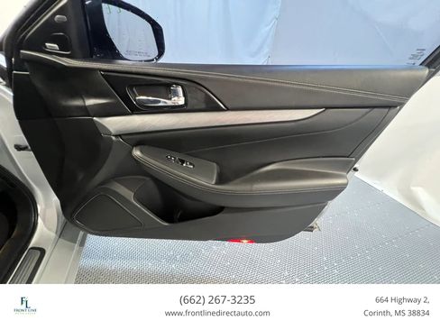 Used 2017 Nissan Maxima 3.5 SL FWD image 17