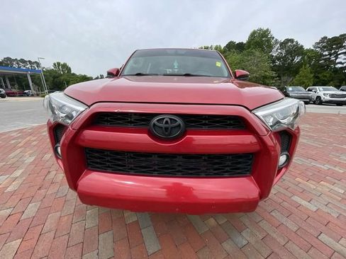 Used 2019 Toyota 4Runner SR5 RWD image 6