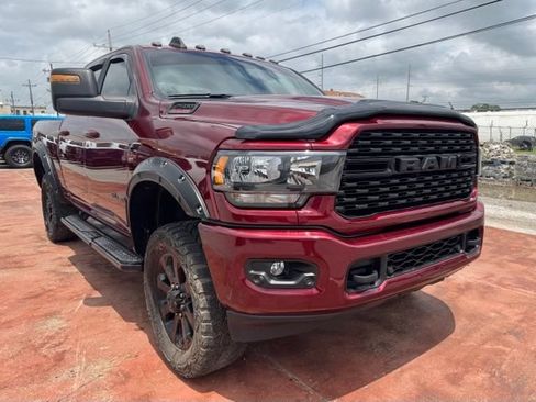 Used 2024 RAM 2500 Big Horn w/ Night Edition AWD/4WD image 3