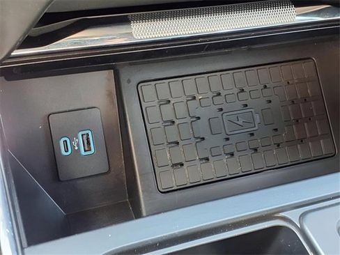 Used 2023 Ford F150 Raptor image 16