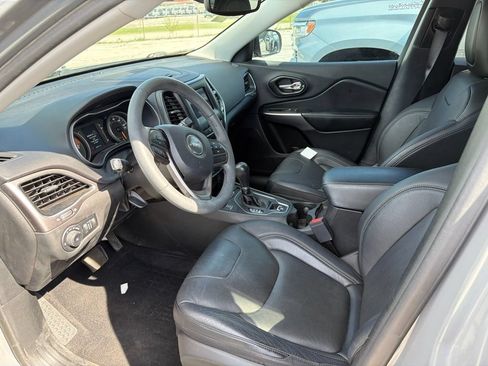 Used 2021 Jeep Cherokee Latitude Lux AWD/4WD image 9