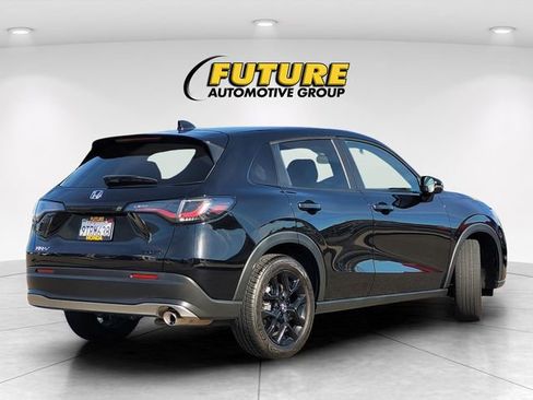 Used 2023 Honda HR-V Sport image 4