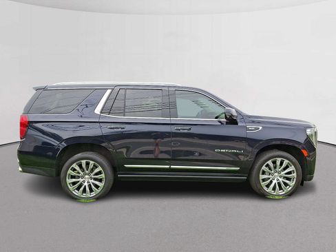 Used 2022 GMC Yukon Denali AWD/4WD image 12