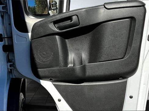 Used 2025 RAM ProMaster 1500 w/ Convenience Group image 24