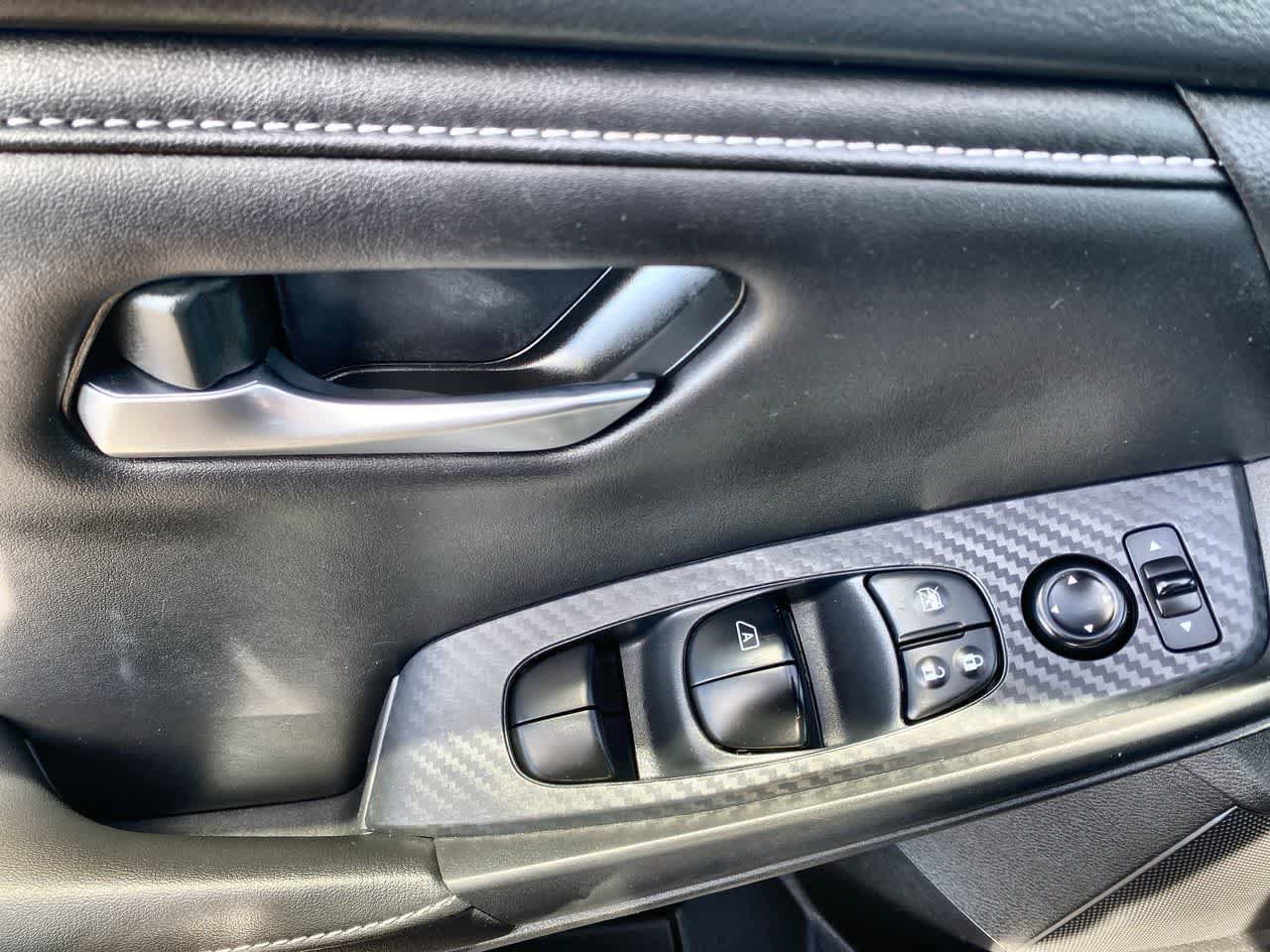 Used 2024 Nissan Sentra SV FWD image 13