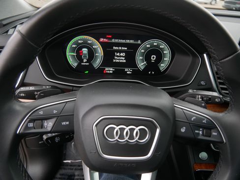 Used 2023 Audi Q5 e Premium w/ Convenience Package AWD/4WD image 25