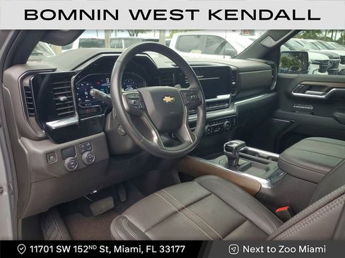 Used 2024 Chevrolet Silverado 1500 High Country image 19