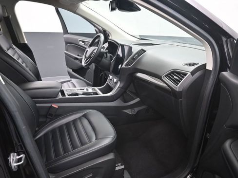 Certified 2023 Ford Edge SEL w/ Convenience Package AWD/4WD image 16